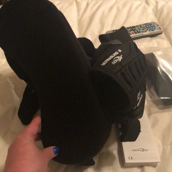 UltraSwing III Black Medium Shoulder Brace - Picture 4 of 9